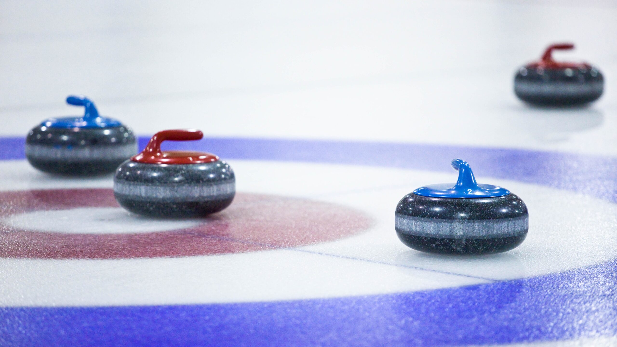 Curling: O Esporte de Precisão e Estratégia no Gelo